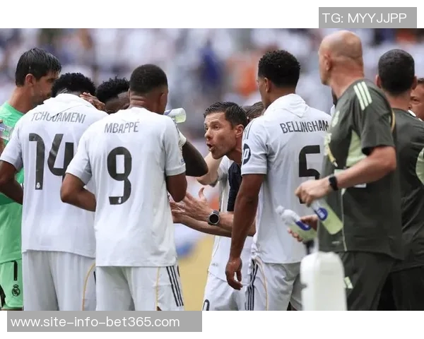 马卡评论卡马文加的战术价值阿隆索成为球队核心居莱尔面临替补挑战