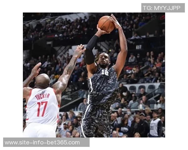 弗拉格首发控卫表现低迷全场仅得3分多次失良机令人失望