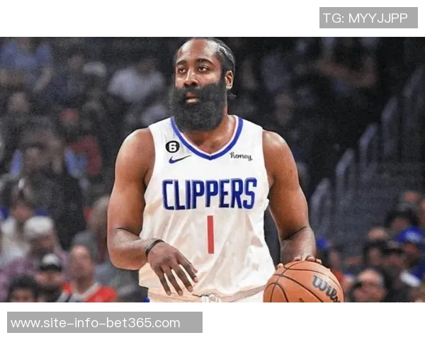 哈登谈超越奥尼尔的荣幸与努力:从偶像到传奇的成长之路 哈登谈超越奥尼尔的荣幸与努力:从偶像到传奇的成长之路